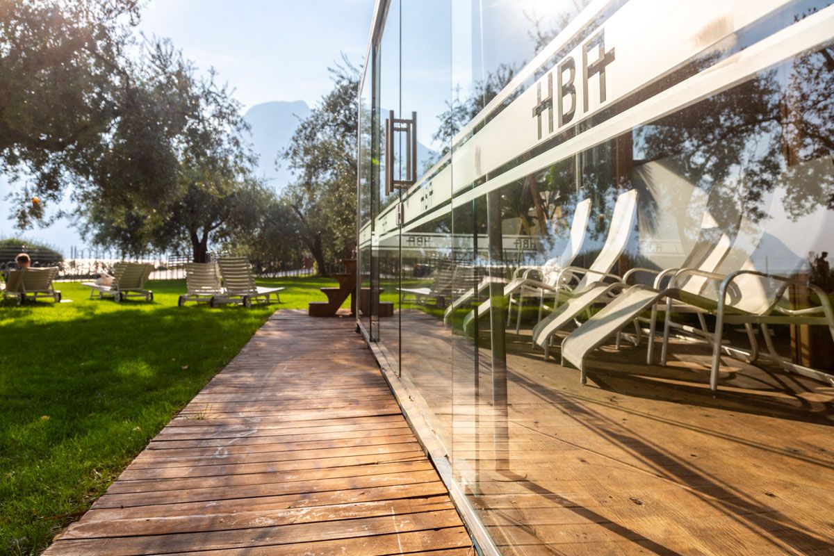 Hotel BAIA AZZURRA in Torbole am Gardasee